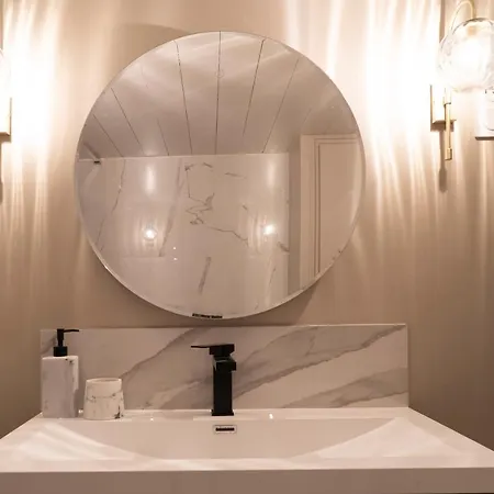 Suite Oris Hotel